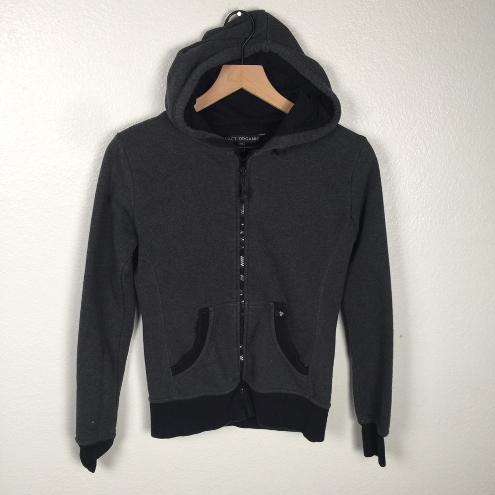 PACT ORGANIC GRAY AND BLACK SWEATER